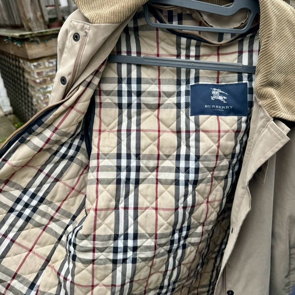 Authentic Burberry London coat with zip-in vest liner Men size XL - Picture 4 of 5